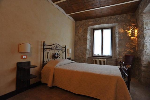 Villa Il Casale Di Mario Montecchio  Exterior foto